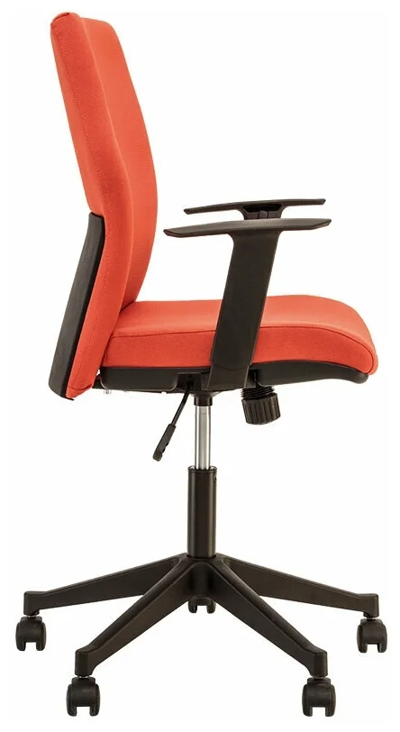 Фотография Кресло для персонала NOWY STYL CUBIC GTR RU ZT-24