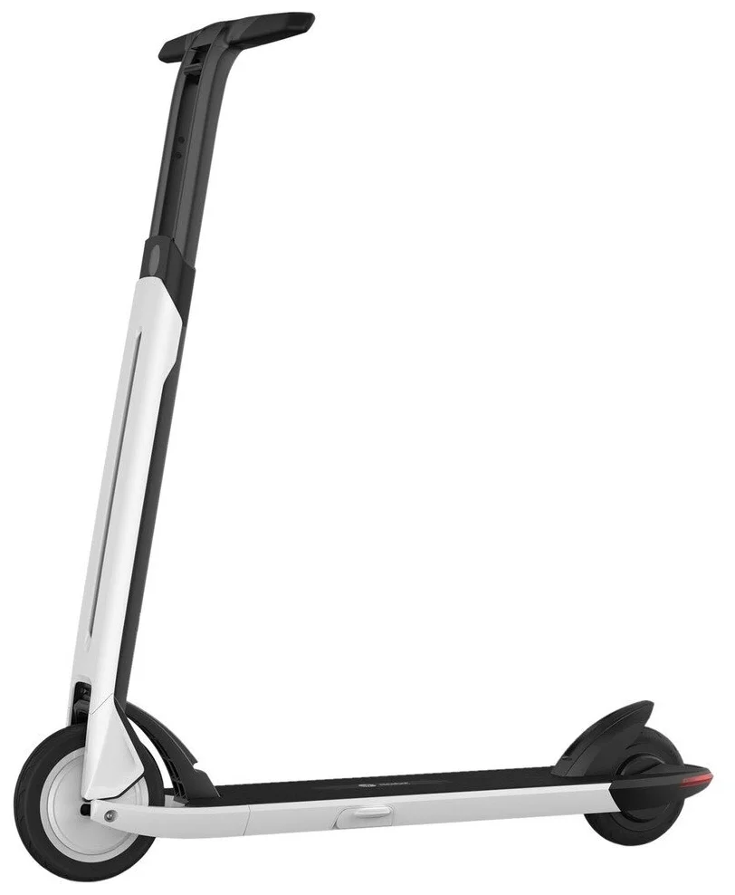 Фотография Электросамокат XIAOMI Ninebot KickScooter Air T15 White Фотография Электросамокат XIAOMI Ninebot KickScooter Air T15 White