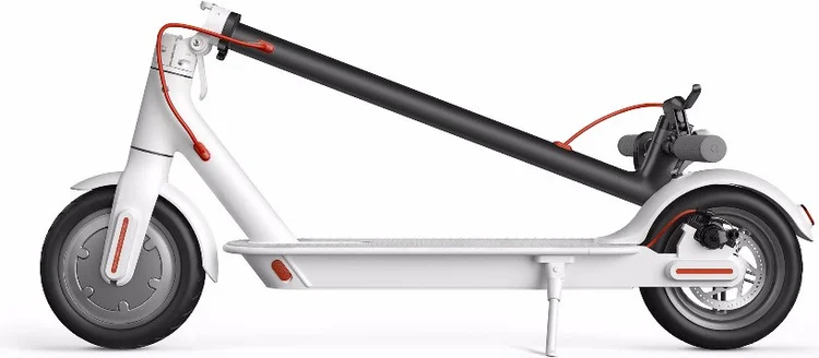 Фотография Электрический самокат XIAOMI Mijia Electric Scooter White (M365) + 2 покрышки