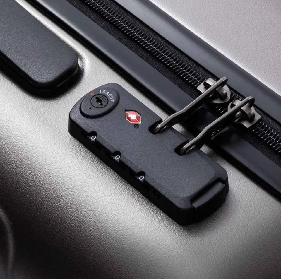 Фотография Чемодан XIAOMI 90FUN PC Luggage 28'' Starry Grey Фотография Чемодан XIAOMI 90FUN PC Luggage 28'' Starry Grey