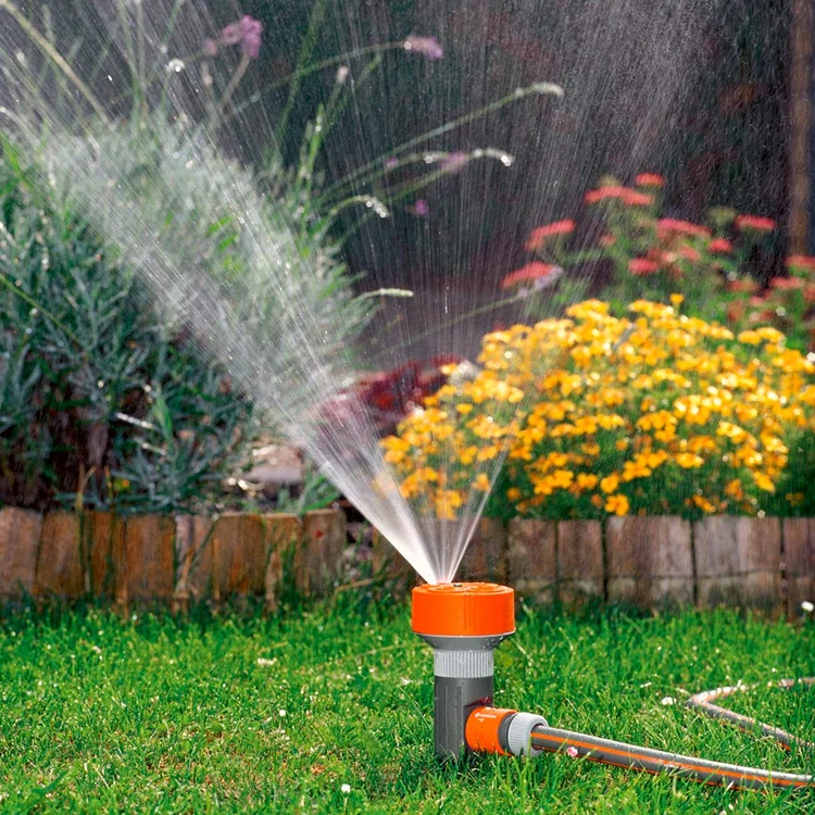 Фото Дождеватель GARDENA 02068-20 четырехпозиционный Twist