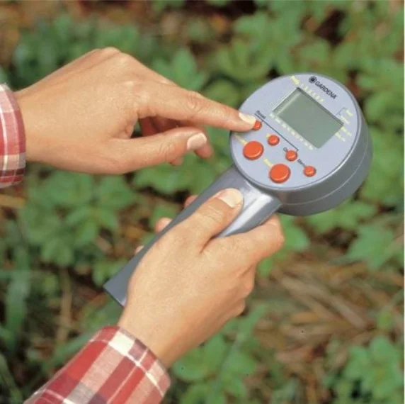 Фотография Блок управления GARDENA 01242-27 для полива 6 режимов Фотография Блок управления GARDENA 01242-27 для полива 6 режимов