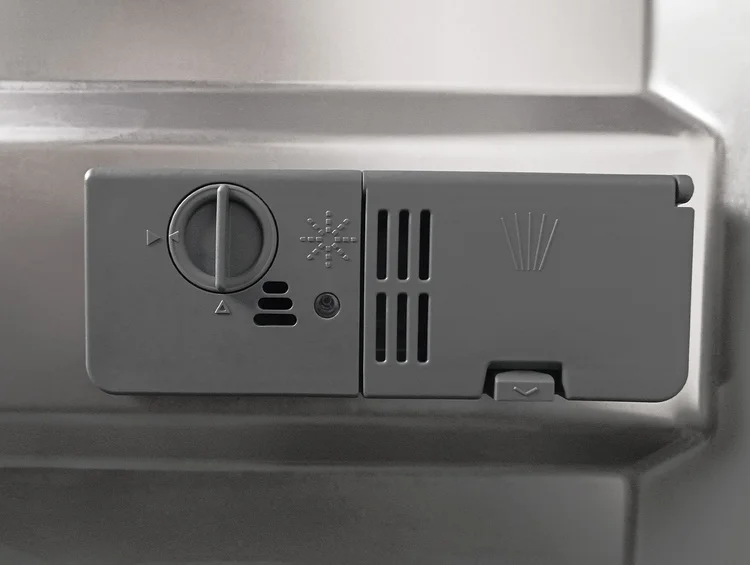 Цена Встраиваемая посудомоечная машина MIDEA MDWB-6015BA