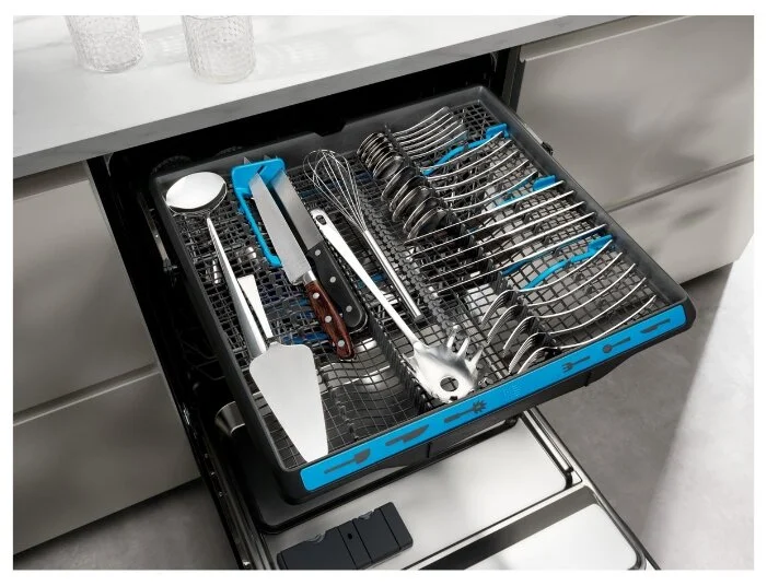 Встраиваемая посудомоечная машина ELECTROLUX EMG48200L Казахстан