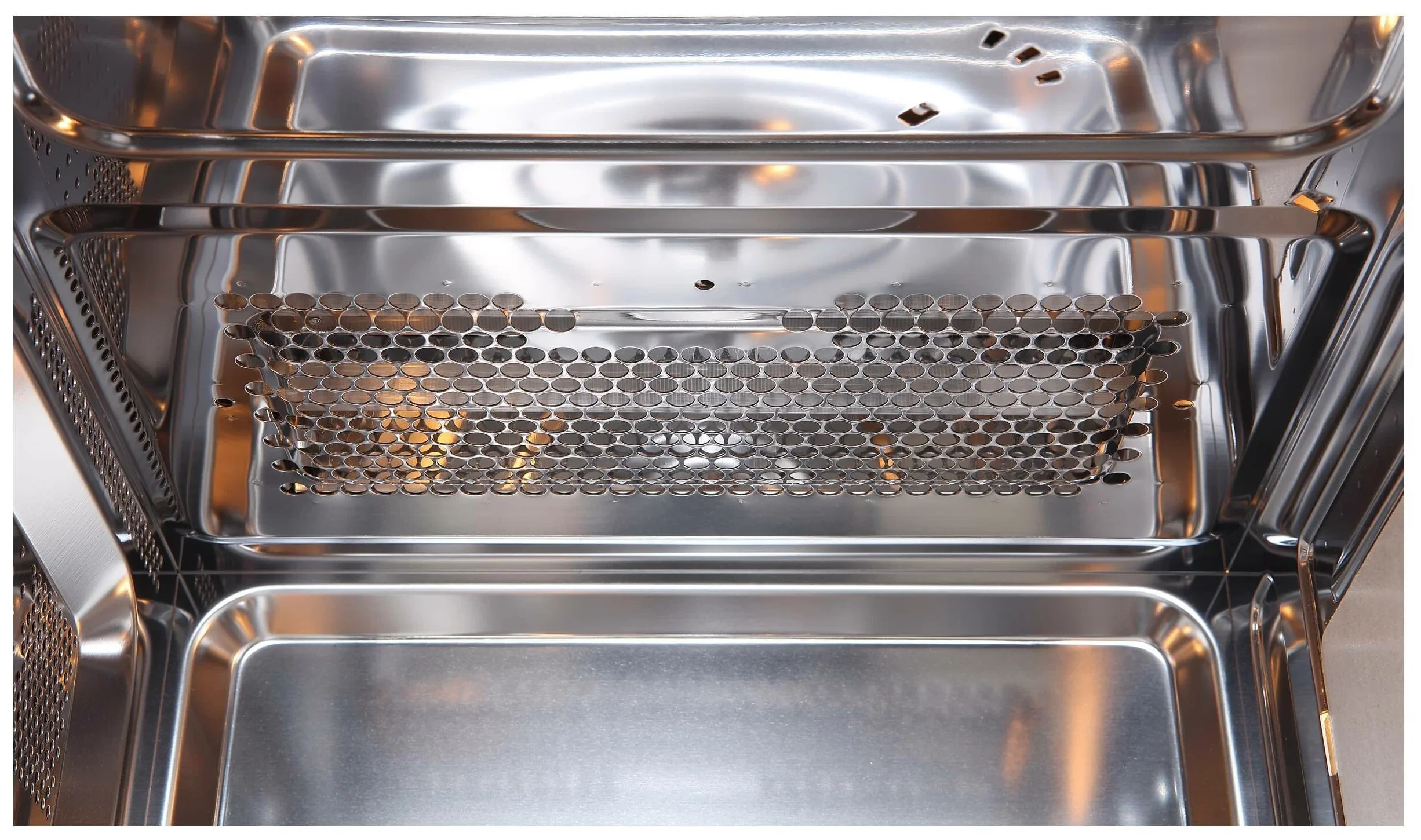 Микроволновая печь EVELUX MW 20 B Казахстан Микроволновая печь EVELUX MW 20 B Казахстан