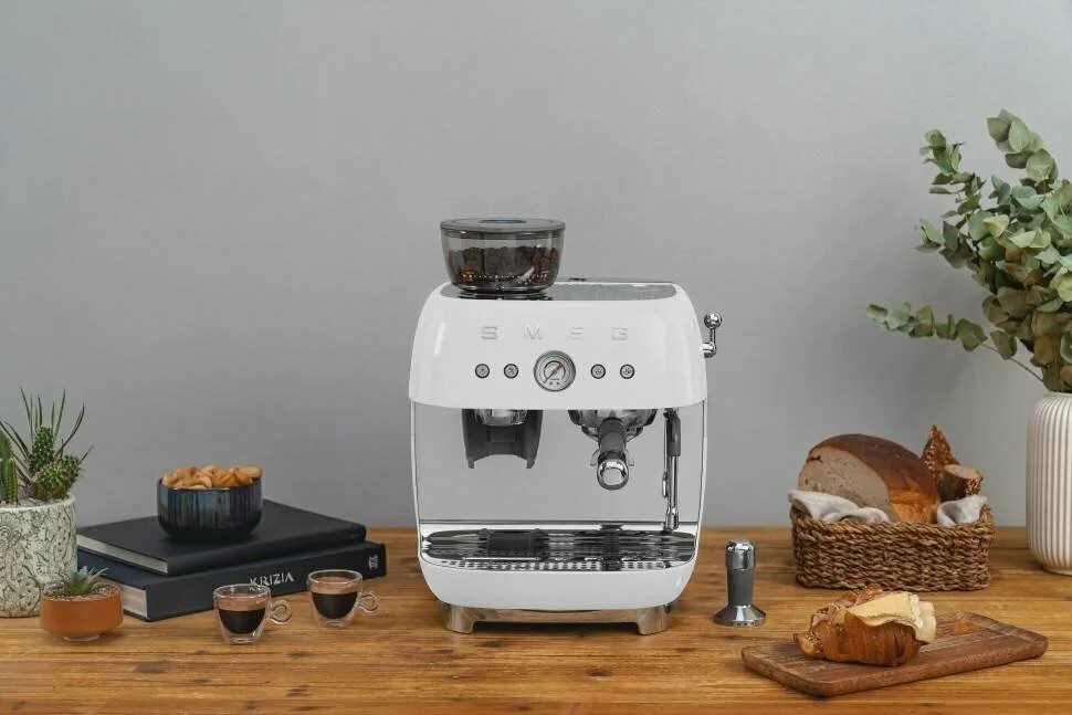 Кофеварка SMEG EGF03WHEU Казахстан