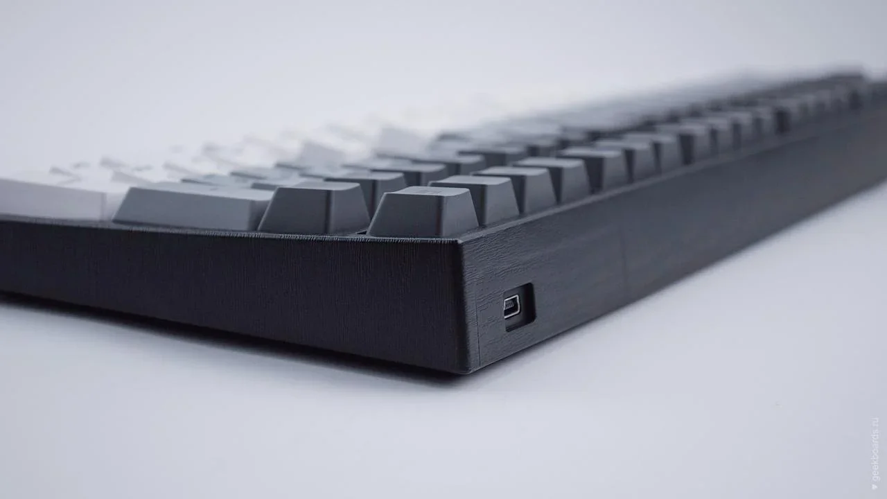 Фото Клавиатура VARMILO MA108M V2 Yakumo, EC Rose V2,RU (A36A007B0A3A06A008)