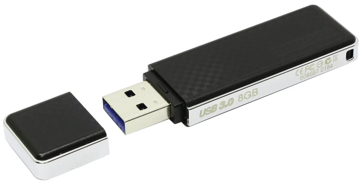Фото USB накопитель TRANSCEND TS8GJF780 Black