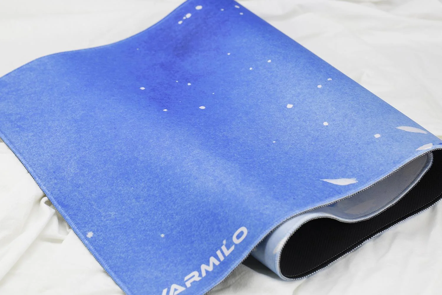 Фотография Коврик для мышки VARMILO Sea Melody XL ZDB001-01 Фотография Коврик для мышки VARMILO Sea Melody XL ZDB001-01