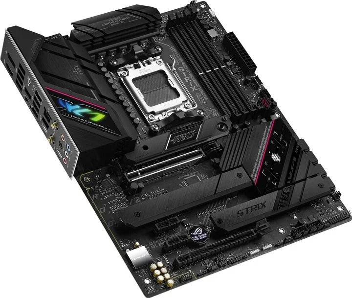 Картинка Материнская плата ASUS ROG STRIX B650E-F GAMING WIFI