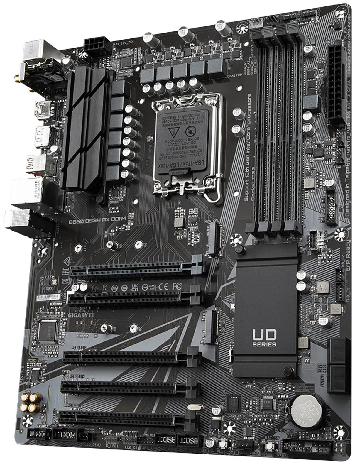 Фотография Материнская плата GIGABYTE B660 DS3H DDR4