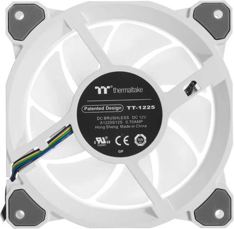 Фотография Кулер для компьютерного корпуса THERMALTAKE Riing Quad 12 RGB White (3-Fan Pack) (CL-F100-PL12SW-A)
