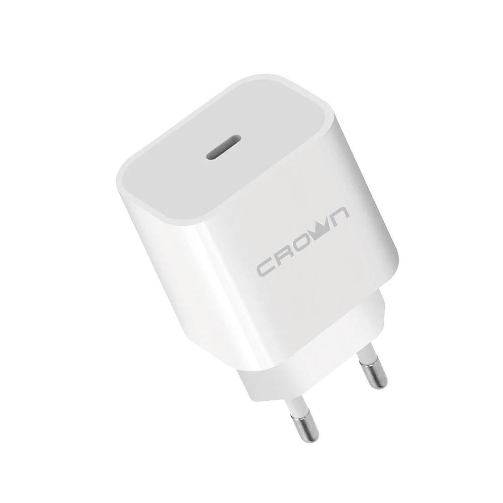 Сетевое универсальное зарядное устройство CROWN CMWC-3031F White