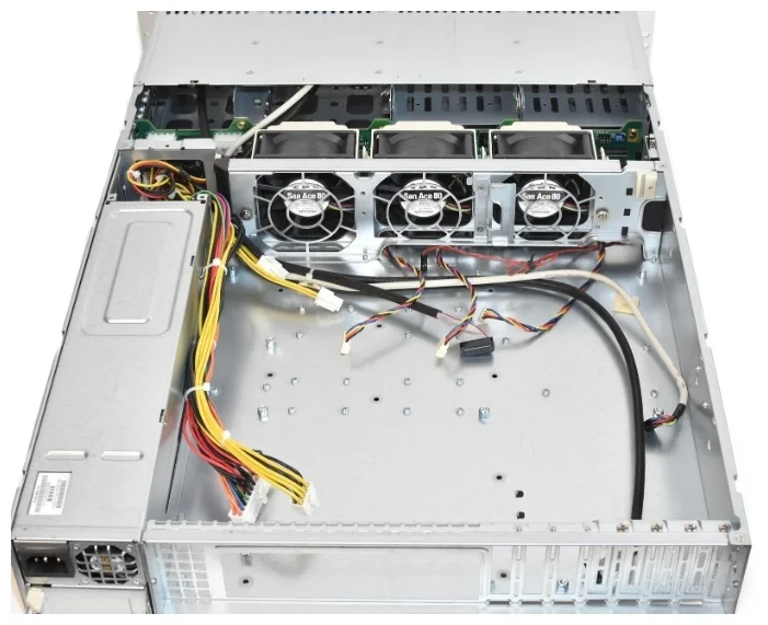 Фото Корпус серверный SUPERMICRO CSE-825TQC-R740LPB