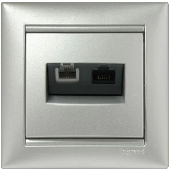 Фото Розетка LEGRAND 770280