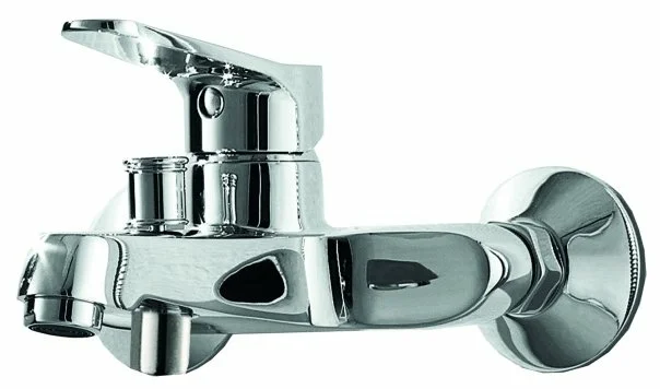 BRAVAT F6111147C-B BRAVAT ECO Смеситель для ванны с коротким изливом