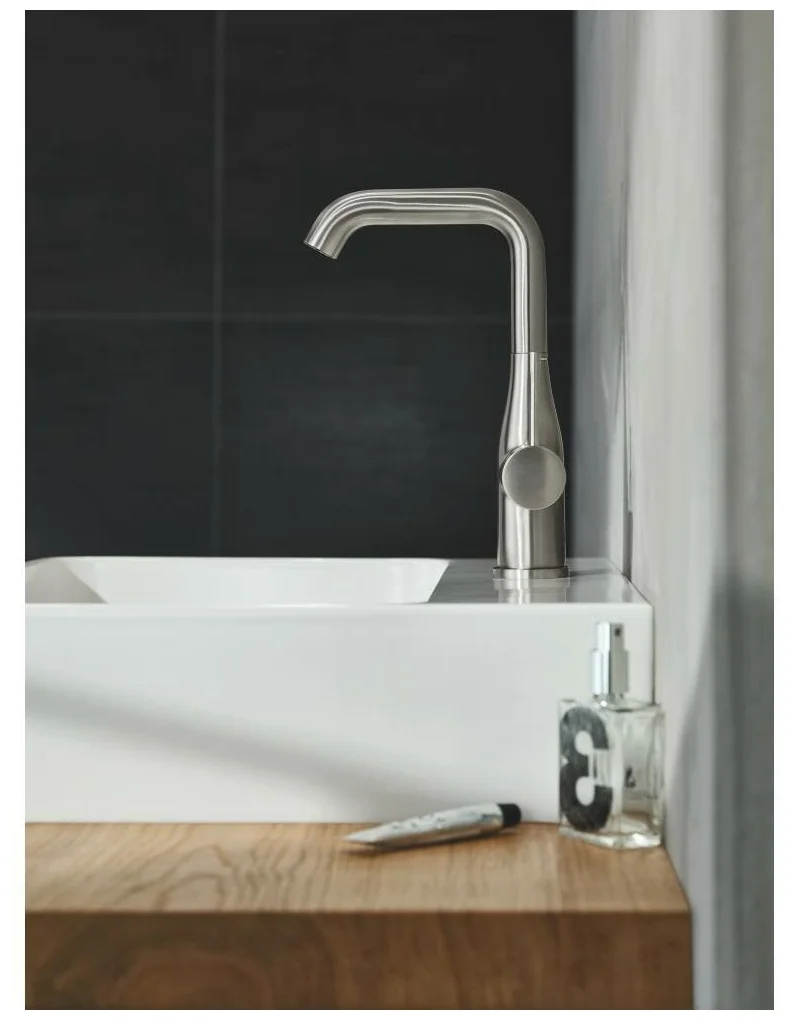 Фото Смеситель GROHE Essence New 32628DC1
