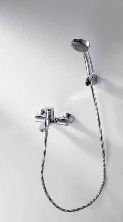 Фото Смеситель BRAVAT F64898C-B DROP