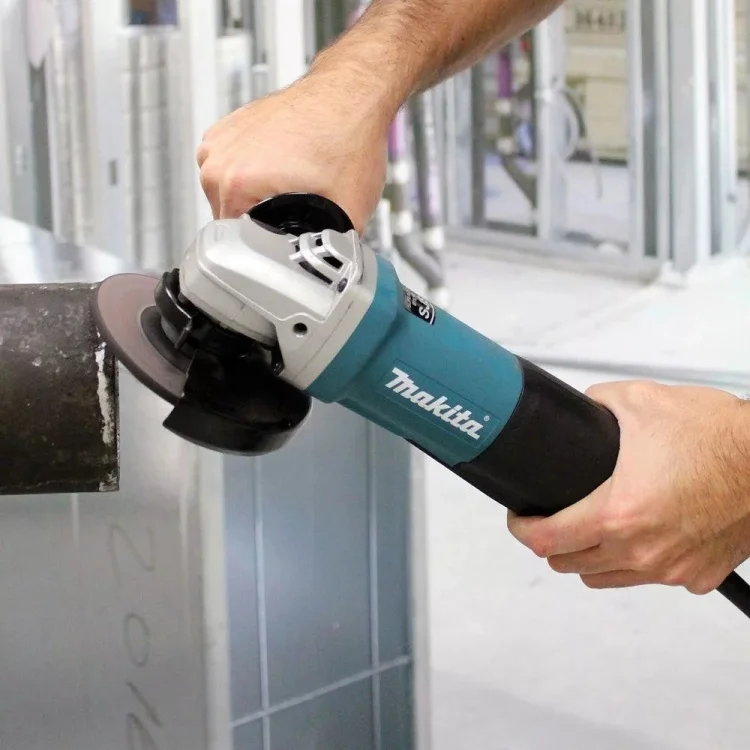 Картинка Шлифмашина MAKITA 9565PZ Картинка Шлифмашина MAKITA 9565PZ