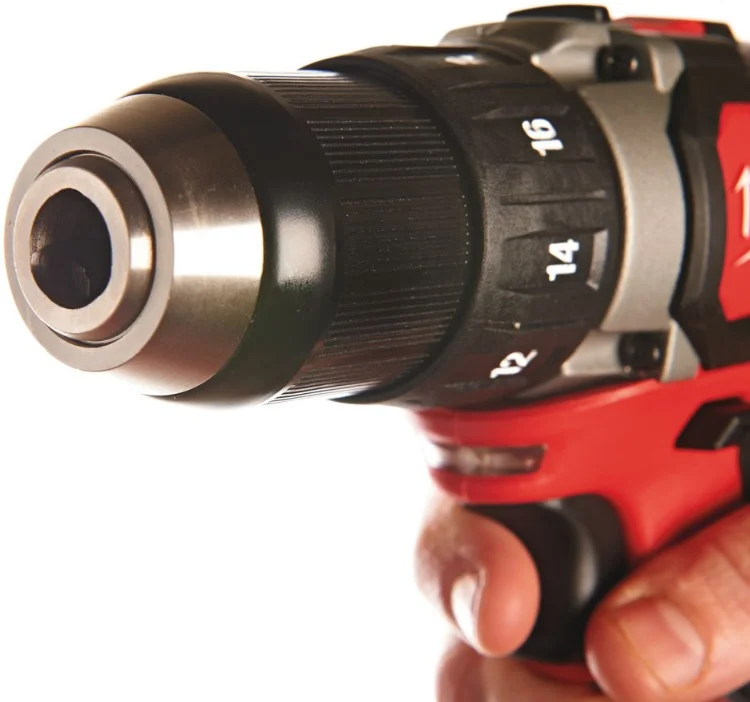 Фото Дрель-шуруповерт MILWAUKEE M18BDD-0 (4933443530)