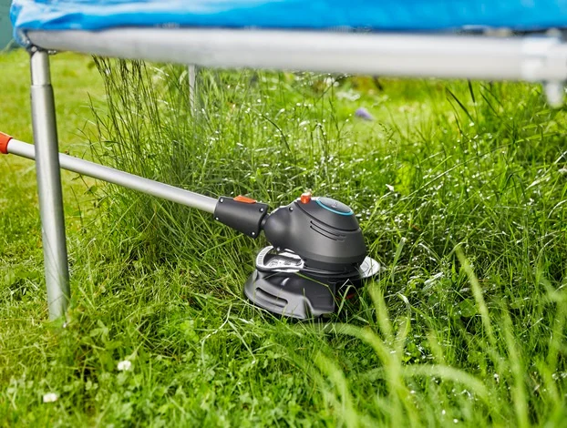 Фотография Триммер GARDENA ComfortCut 550/28 09872-20 Фотография Триммер GARDENA ComfortCut 550/28 09872-20