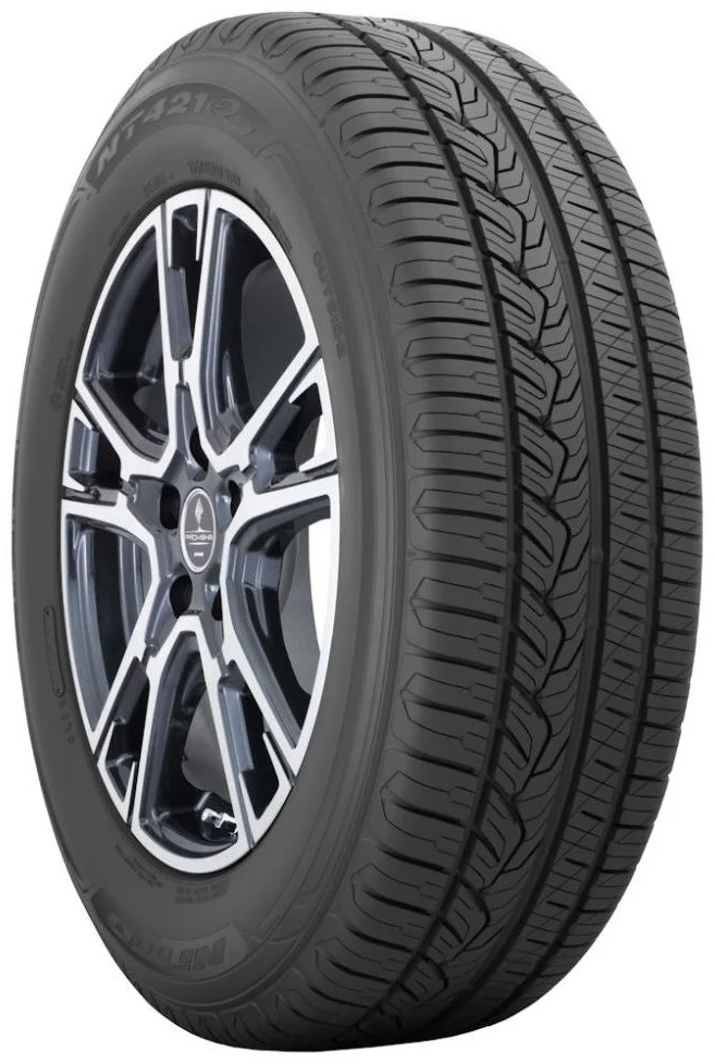 Фото Автомобильная шина летняя NITTO NT421A 215/60 R16 99V