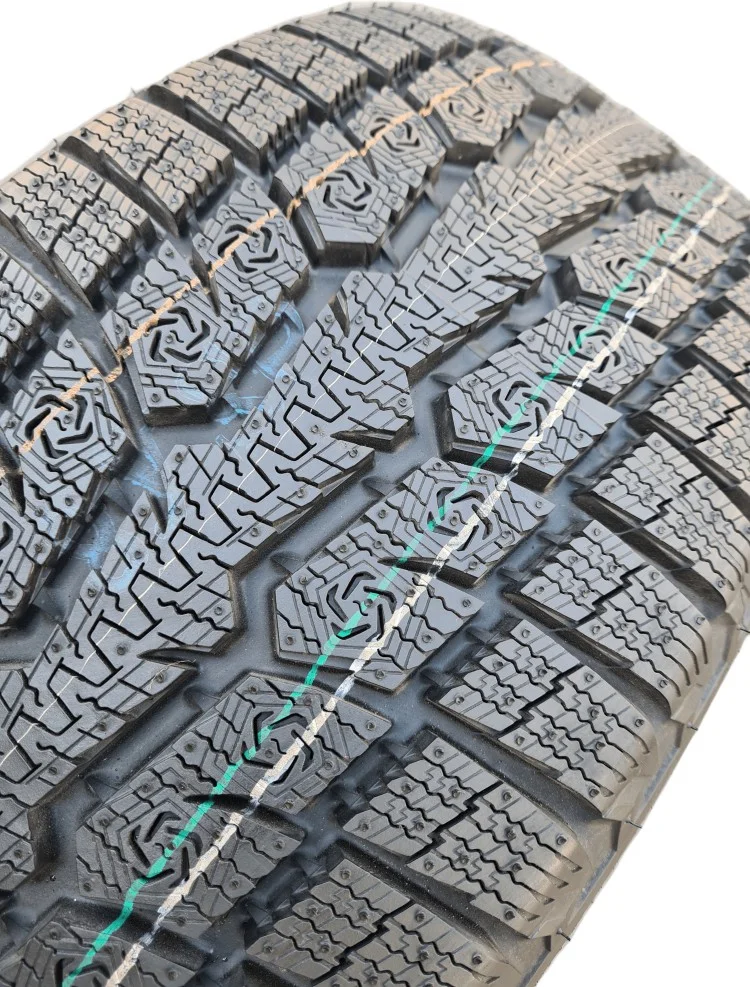 Цена Автомобильная шина зимняя TOYO 245/45/R18 100V OBSERVE GSI6 HP (нешип.)