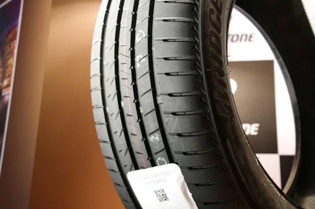 Цена Автомобильная шина летняя BRIDGESTONE ALENZA 001 255/55/R19 107 W