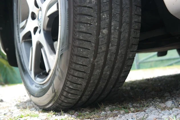 Автомобильная шина летняя BRIDGESTONE ALENZA 001 255/55/R19 107 W Казахстан