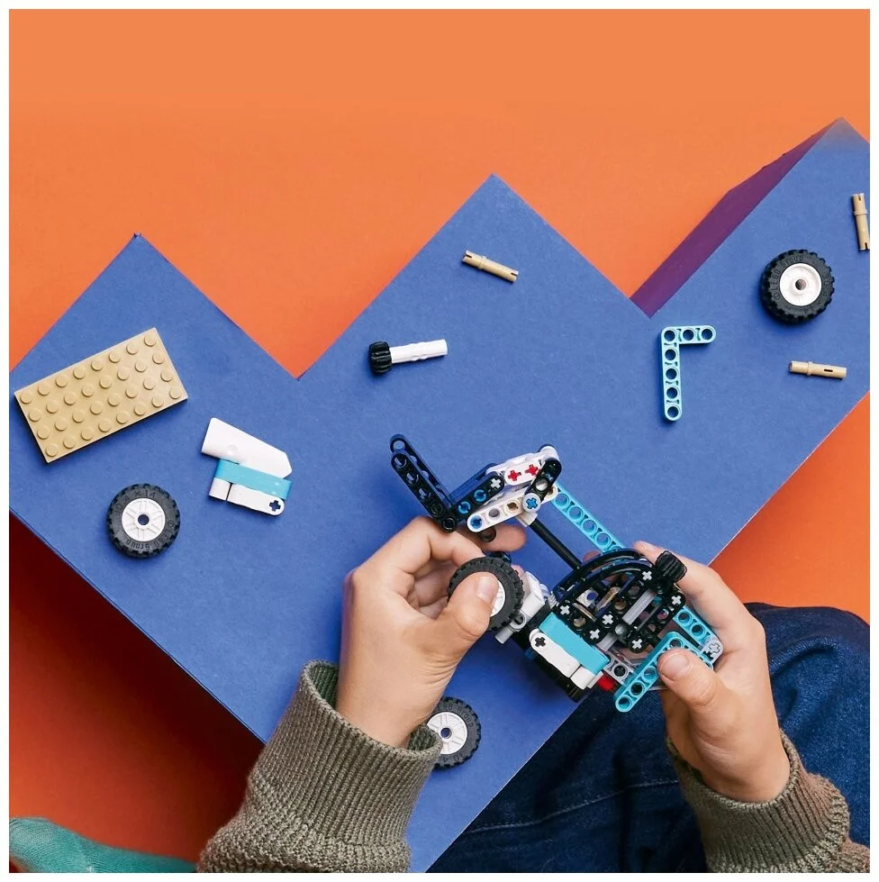 Конструктор LEGO Погрузчик TECHNIC 42133 Казахстан