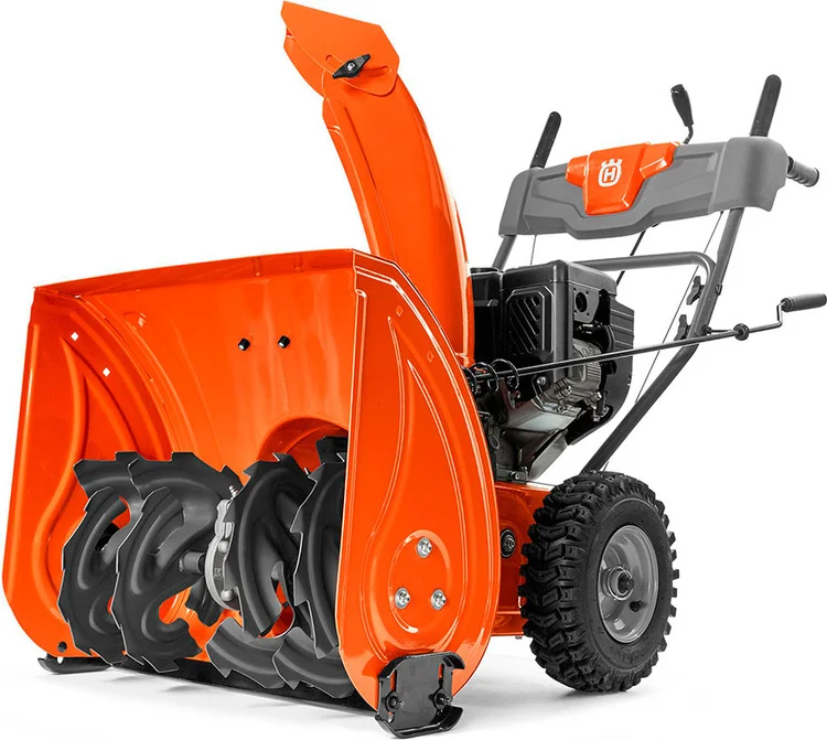 Фотография Снегоуборочная машина HUSQVARNA ST 124 (970 44 93-02) Фотография Снегоуборочная машина HUSQVARNA ST 124 (970 44 93-02)