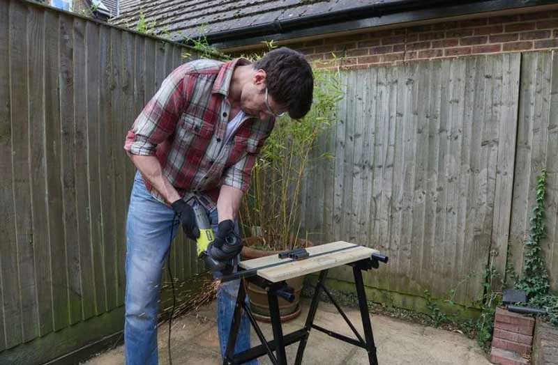 Фото Шлифмашина RYOBI RAG600-115G