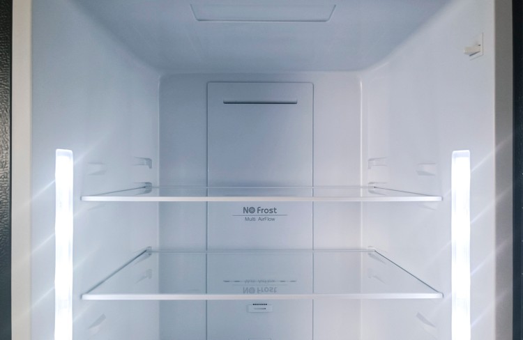 Холодильник GRAND GMBF-320BGNFI заказать
