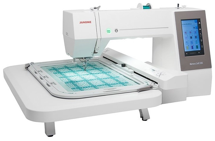 Фотография Швейная машина JANOME Memory Craft 550Е