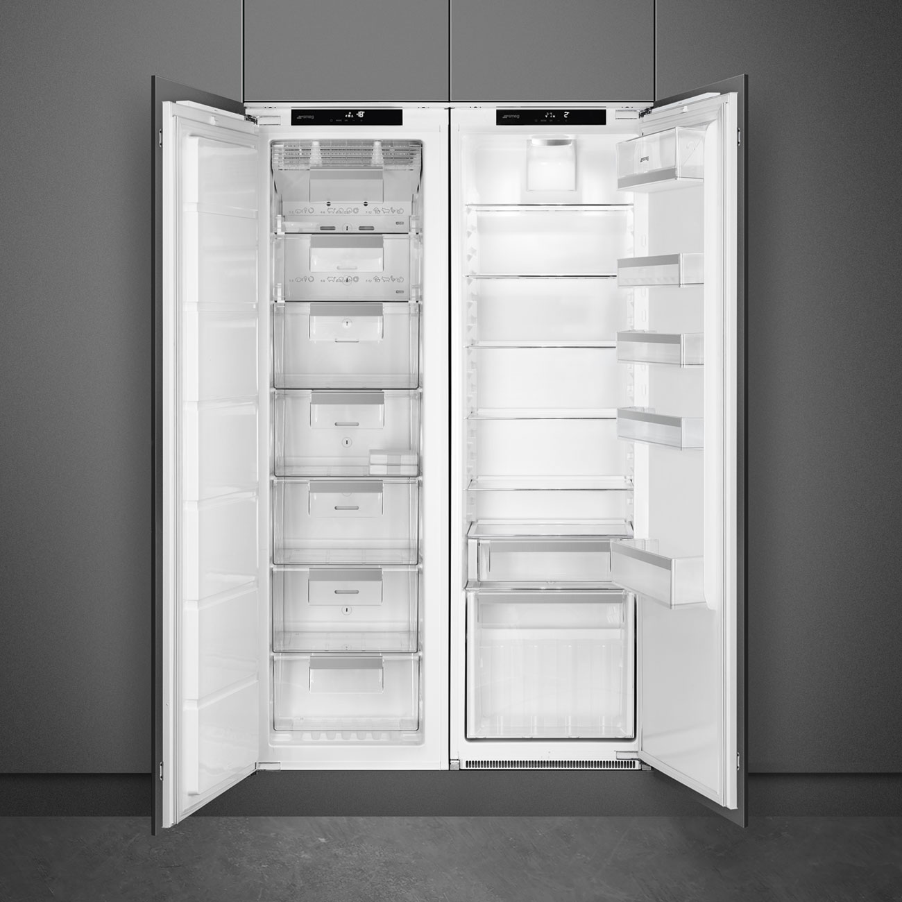 Фото Встраиваемый холодильник SMEG S8L174D3E