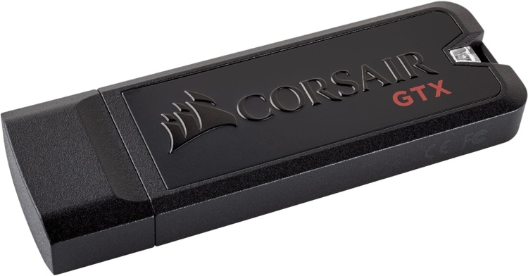 Фото USB накопитель CORSAIR Flash Voyager GTX USB 3.1 128GB (CMFVYGTX3C-128GB)