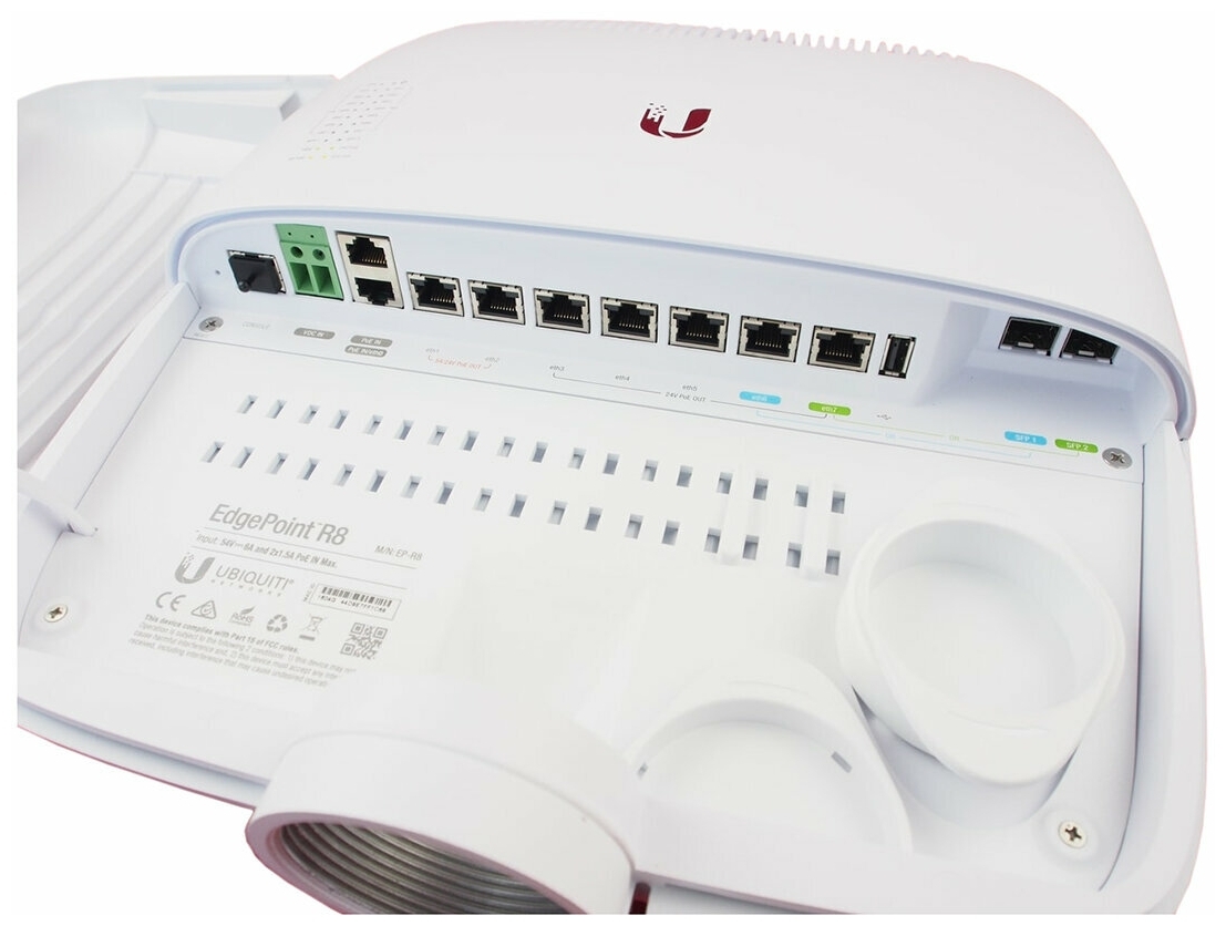 Фотография Маршрутизатор UBIQUITI EdgePoint-R8 EP-R8