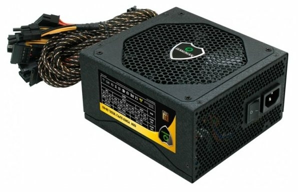 Фото Блок питания GAMEMAX GM-600 SE (12см) 600W с кабелем