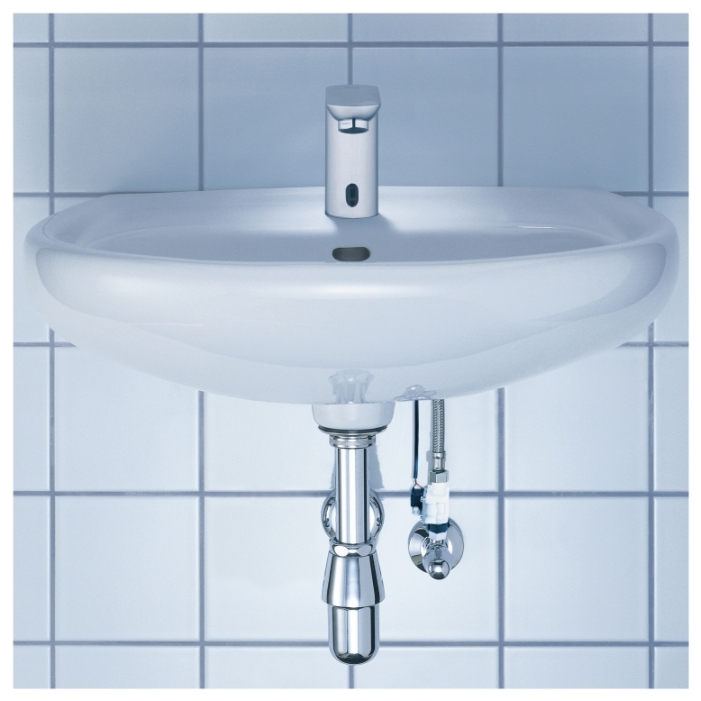 Цена GROHE Смеситель для раковины GROHE EuroEco Cosmopolitan E 36271000