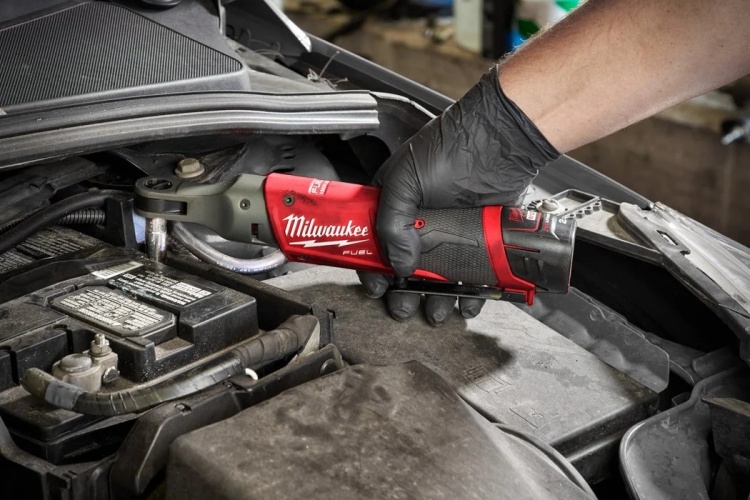 Картинка Трещотка MILWAUKEE M12 FIR12-0 (1/2") FUEL (4933459800)