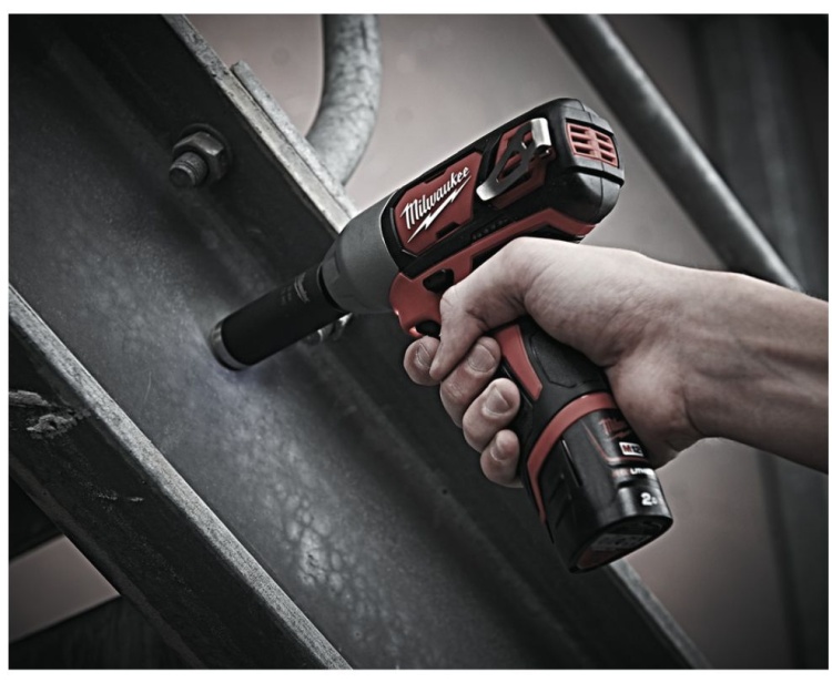 Цена Гайковерт MILWAUKEE M12 BIW12-202C (4933447133)