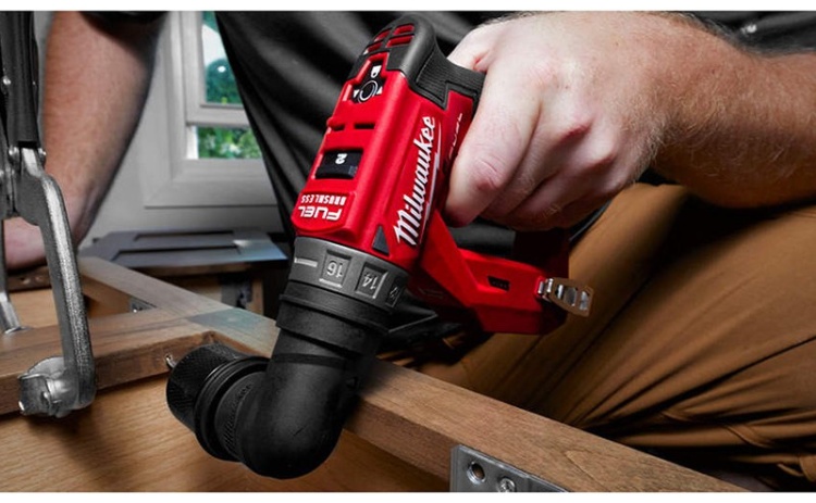 Фотография Дрель-шуруповерт MILWAUKEE M12FDDXKIT-0X (4933471332)