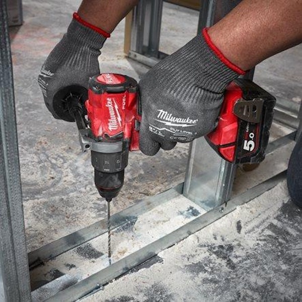 Картинка Шуруповерт MILWAUKEE M18 FPD2-502X (4933464264)