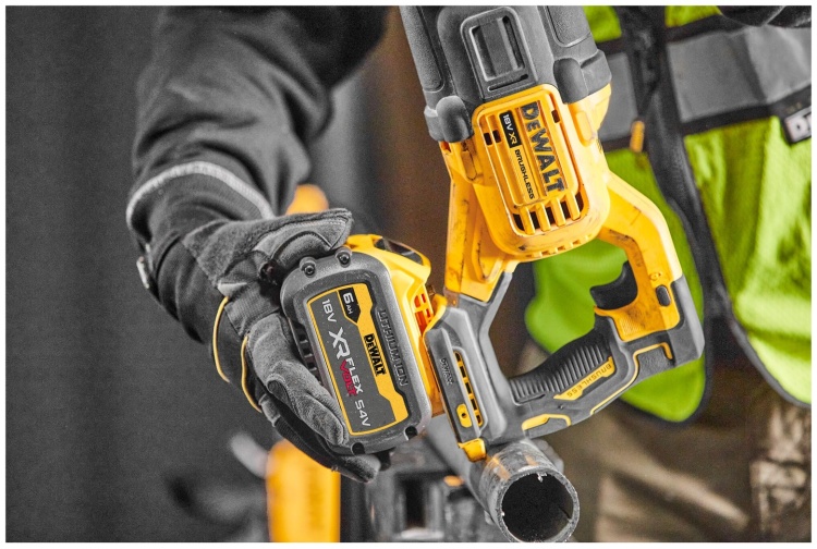 Пила сабельная DeWALT DCS386NT-XJ Казахстан