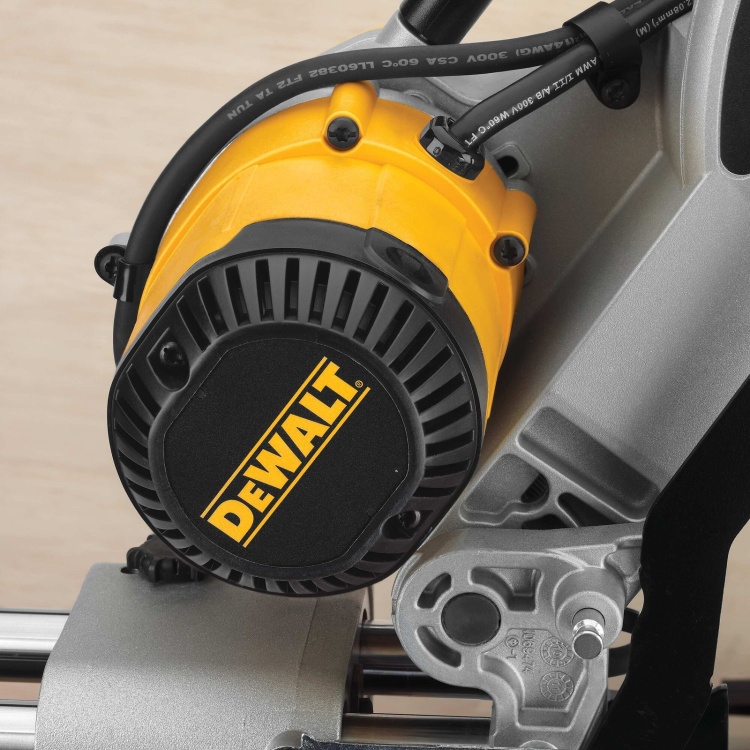 Цена Пила DeWALT DWS780-QS