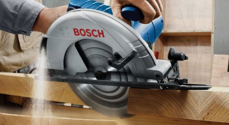 Фотография Пила BOSCH GKS 235 Turbo (06015A2001)