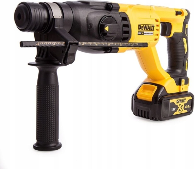 Фото Перфоратор DeWALT DCH133M1-QW