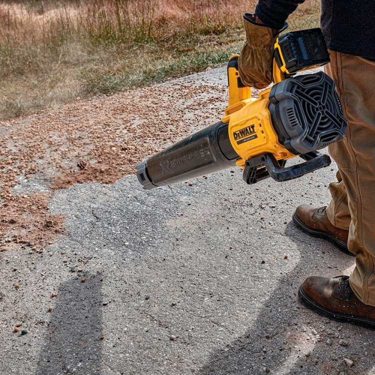 Картинка Воздуходувка DeWALT DCMBL562N-XJ