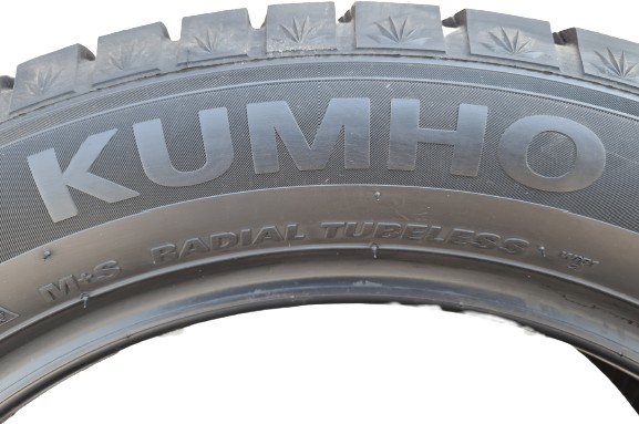 Картинка Автомобильная шина зимняя KUMHO 225/40/R18 92T WI51