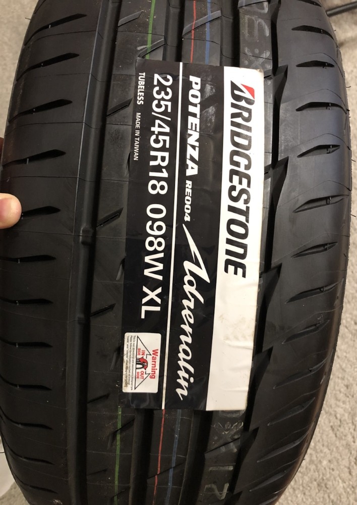 Картинка Автомобильная шина летняя BRIDGESTONE POTENZA Adrenalin RE004 235/45/R17 97 W